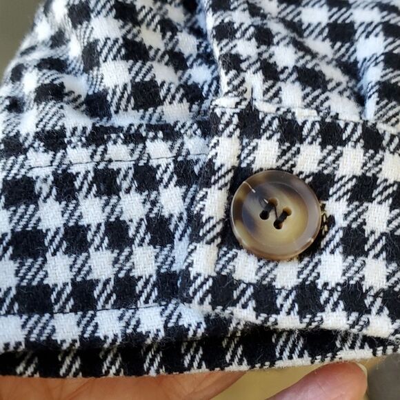 NWT, Pinkmarket black and white CLASSIC plaid. Button down shirt. SIZE L… - Picture 4 of 10